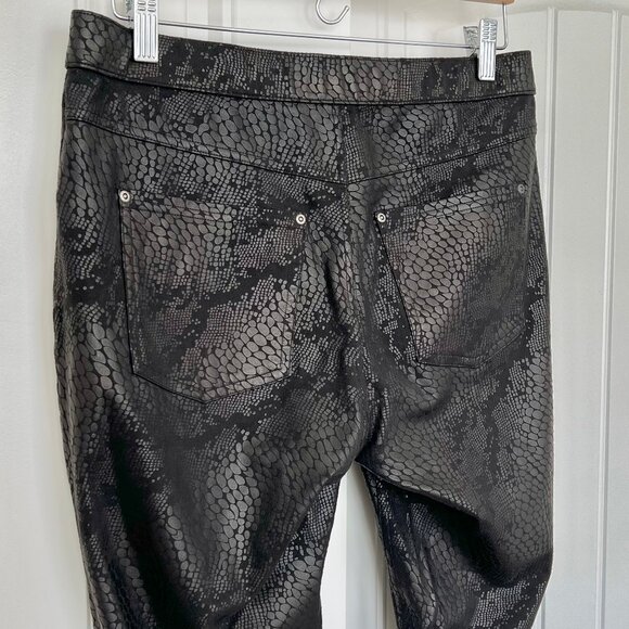 HUE Gold Metallic Python Coated Microsuede Mid-Rise Pockets Black Jegging Large - Picture 7 of 10